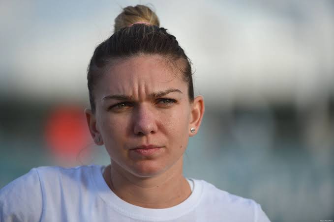 Simona Halep în lacrimi, plângând amar: „Corpul meu m-a trădat”