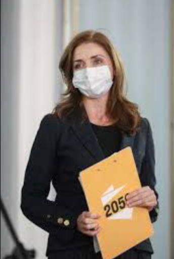 Juana Mo Wiceminister Joanna Mucha powiedziała, że zmęczyło ją kłamanie swoim ludziom, dlatego wycofała się z polityki