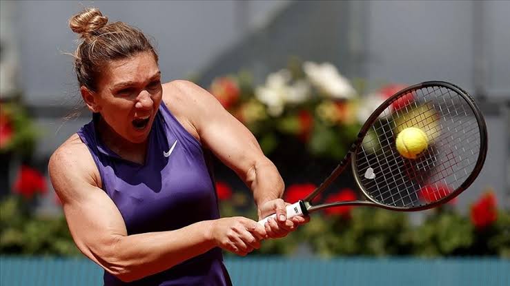 Mesajul agresiv trimis de Toni Iuruc către Simona Halep stârnește un val de indignare