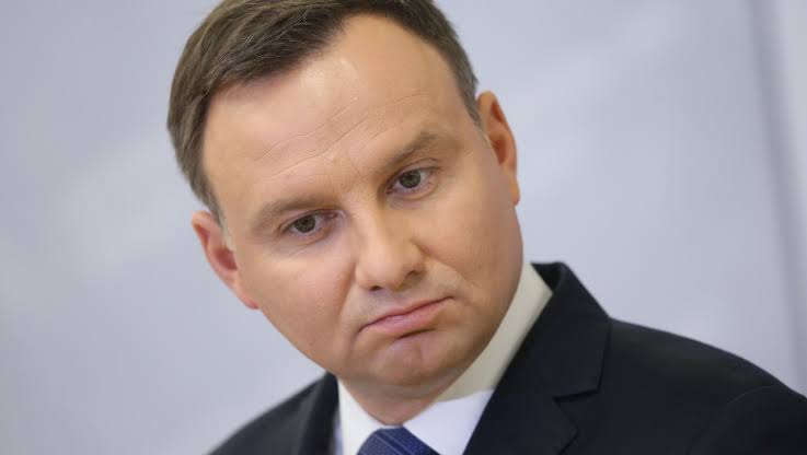 Andrzej Duda, Fostul Președinte al Poloniei, Avertizează: „Polonia va Suferi Sub Noul Guvern!”