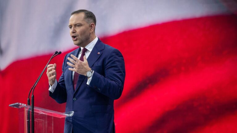 Karol Nawrocki w ogniu krytyki: Wycieki dowodów wywołują batalie prawne