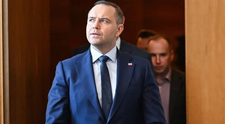 BOMBA: Sąd Najwyższy UDERZA Młotkiem w Nawrockiego – Zwycięstwo Prezydenckie ODEBRANE w Nocnym Koszmarze Wyborczym! Demokracja w Płomieniach?*
