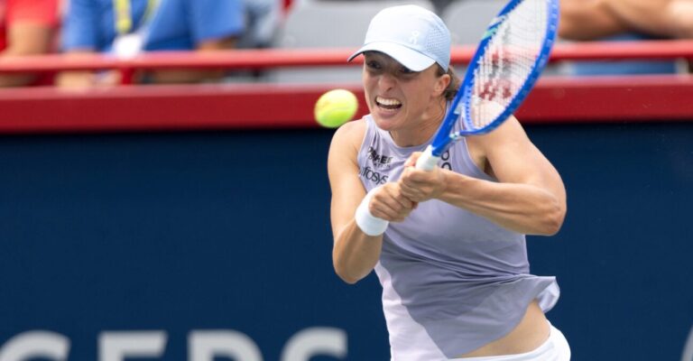 Wuhan Open: Świątek awansuje do ćwierćfinału, pokonując Bencic