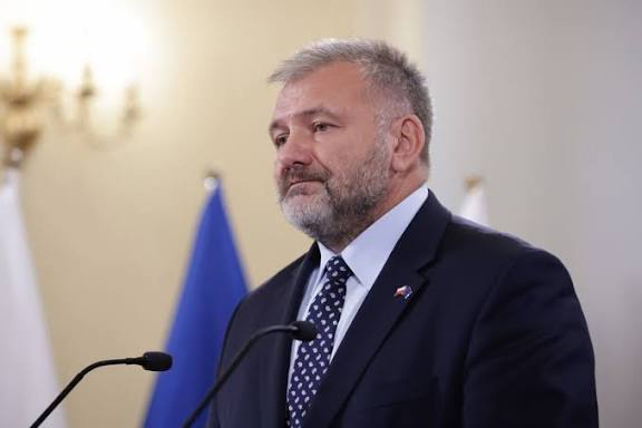 Rozliczenia rządów PiS. Polacy ocenili ministra Żurka [SONDAŻ]