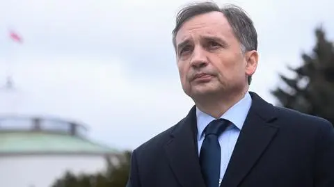 Paszport Zbigniewa Ziobry został unieważniony.