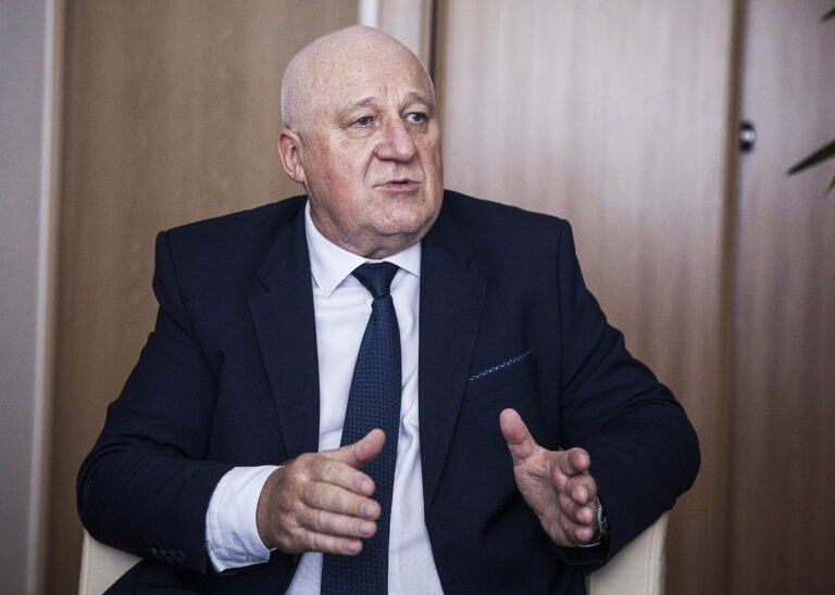 Nowy zwrot w rzekomo sprawie wyborów prezydenckich: Marciniak z zakazem podróżowania po ujawnieniu materiałów obciążających