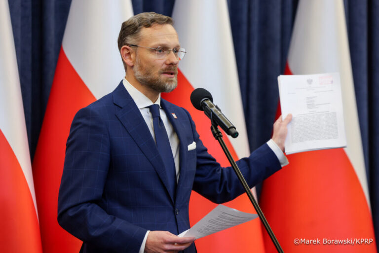 Biuro Prezydenta RP wnioskuje o postawienie zarzutów karnych premierowi