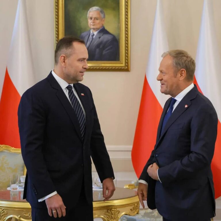 Twoje dni są policzone”: Donald Tusk przypuszcza ostry atak na prezydenta Karola Nawrockiego
