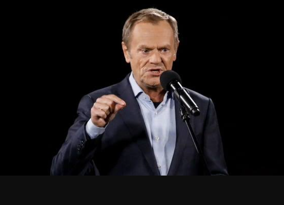 Donald Tusk uderza w Jarosława Kaczyńskiego. “Bez Brauna nie ma szans
