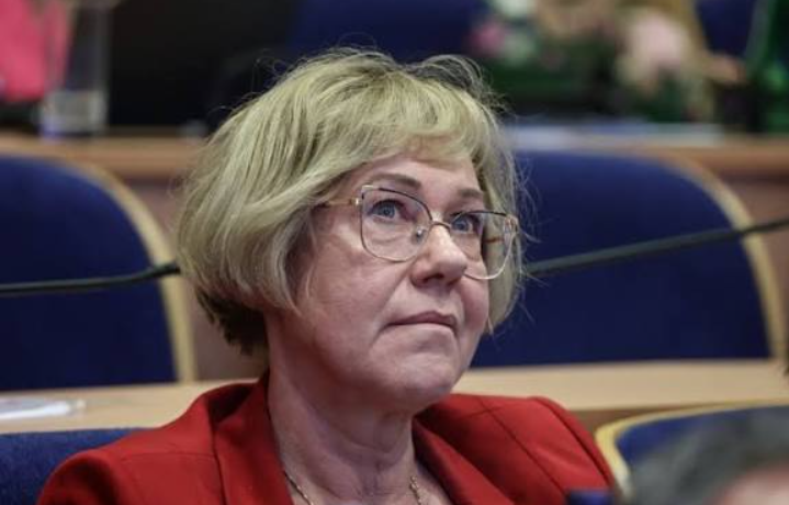 Emerytowana nauczycielka wytoczyła proces polityczce PiS Barbarze Nowak. Domaga się sporej sumy