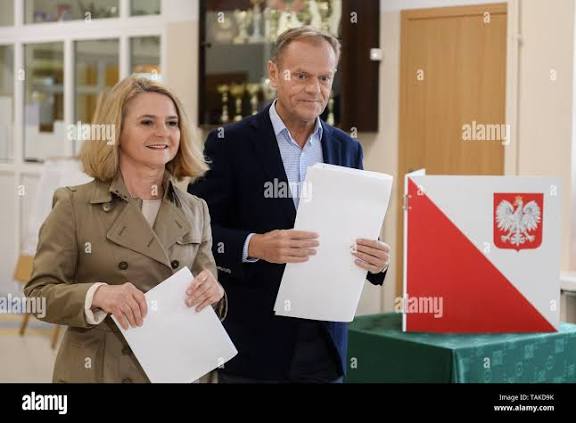 Małżeństwo Donalda Tuska w kryzysie po ujawnieniu wyników testu DNA. Marcin Marczak ma być biologicznym ojcem Katarzyny, a na jaw wychodzi romans z Małgorzatą Tusk – szokujące doniesienia.