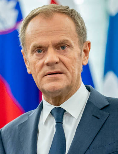 Donald Tusk chwali się wzrostem gospodarczym. “To rekord