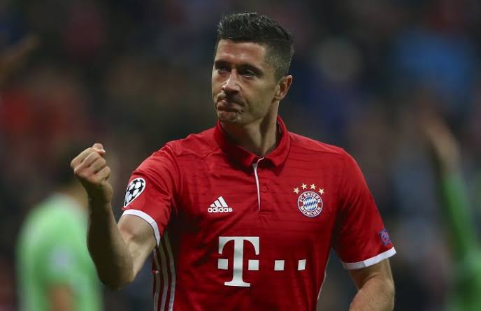 „Zaufanie jest najtrudniejsze do odbudowania” — Robert Lewandowski przerywa milczenie w sprawie zdrady