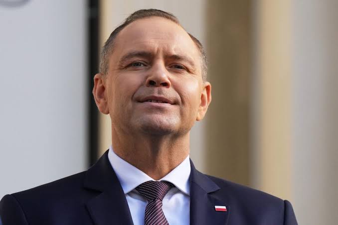 Pilne: Szok w Sądzie Najwyższym! Nagrania z monitoringu ujawniają masowe oszustwa wyborcze w sprawie zwycięstwa Karola Nawrockiego