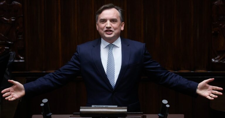 „Miliony przeznaczone dla ofiar? Szokujące nowe pytania wokół ministerstwa Zbigniew Ziobro”