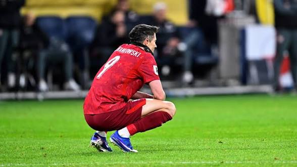 „Upadek marzeń! Gwiazda Arsenalu Viktor Gyökeres niszczy sen o mundialu Roberta Lewandowskiego, pozostawiając 37-letnią legendę Polski we łzach.”