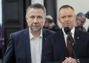 Pilne spotkanie w Ministerstwie Spraw Wewnętrznych i Administracji w sprawie prezydenta Nawrockiego. Wydano oświadczenie