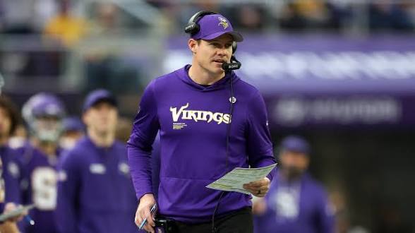 NFL Free Agency Heats Up as Teams Reload Rosters and Chase Championship Momentum Ahead of New Season