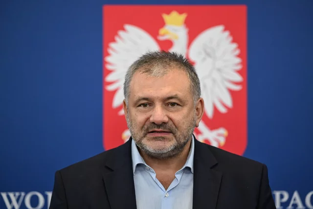 „Tylko i aż tyle”. Żurek ogłasza swoją decyzję po ujawnieniu szokujących informacji o mrocznych tajemnicach