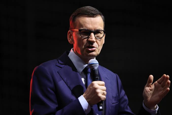 Morawiecki podbiera PiS nie tylko posłów. Teraz ruszył po samorządowców