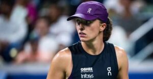 Skuteczna Świątek pewnie pokonuje Podoroską i awansuje do trzeciej rundy US Open
