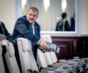 „Niepotrzebne zamieszanie”. Rząd jest zirytowany wpadką. „Waldek jest wściekły”.