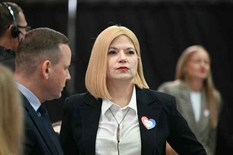 Przekroczyliście granicę”. Piątkowska oburzona zachowaniem dziennikarzy