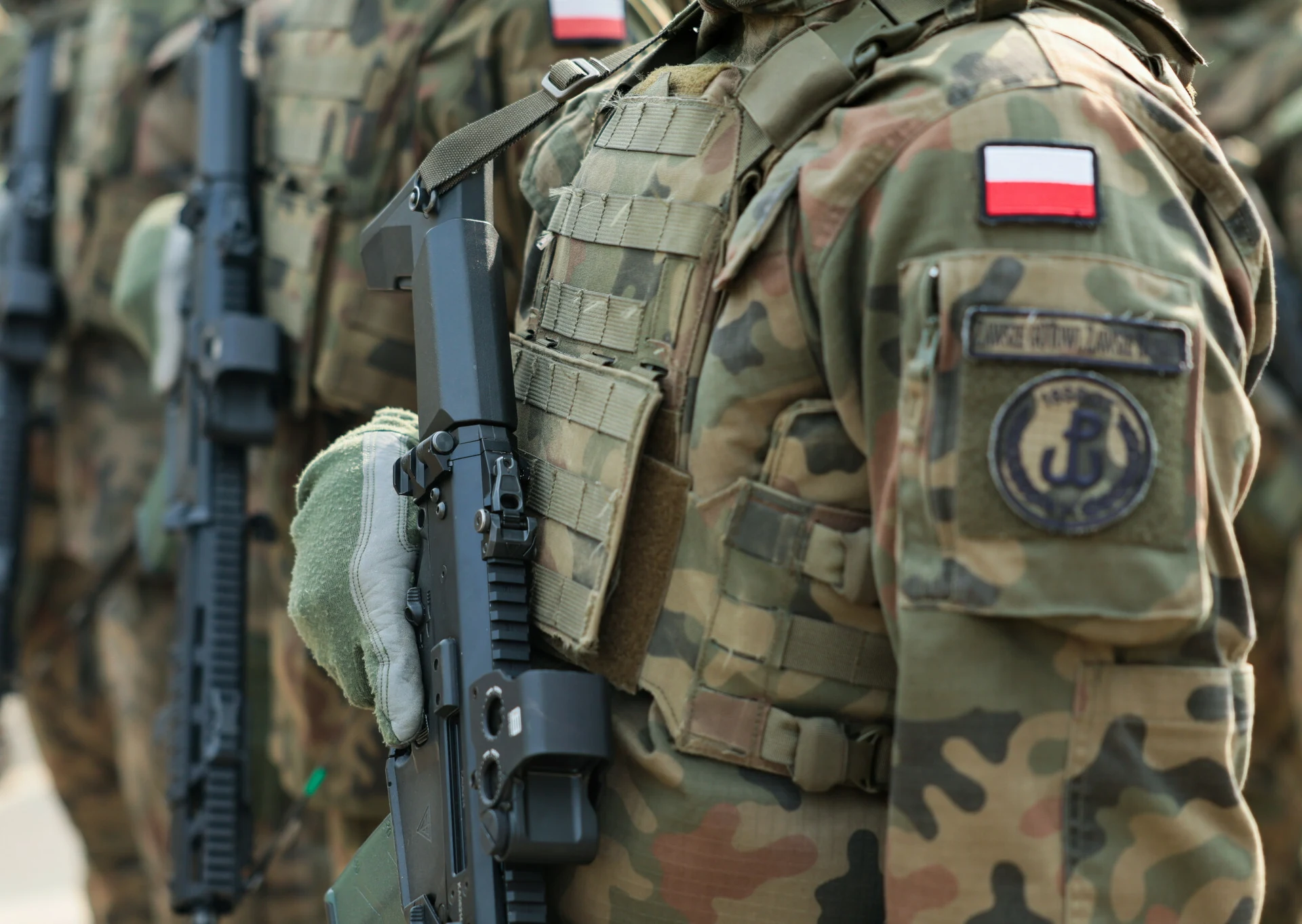 Były żołnierz Wojsk Obrony Terytorialnej zatrzymany podczas transmisji na żywo. Wydano oświadczenie w tej sprawie.